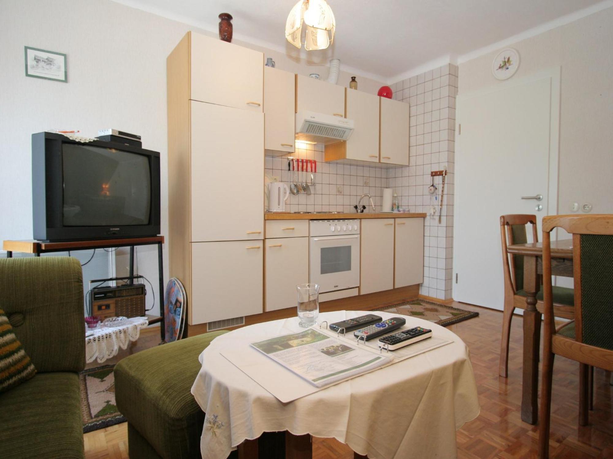 Modern Apartment With Garden Near The Petzen Ski Area In Eberndorf Carinthia Buitenkant foto